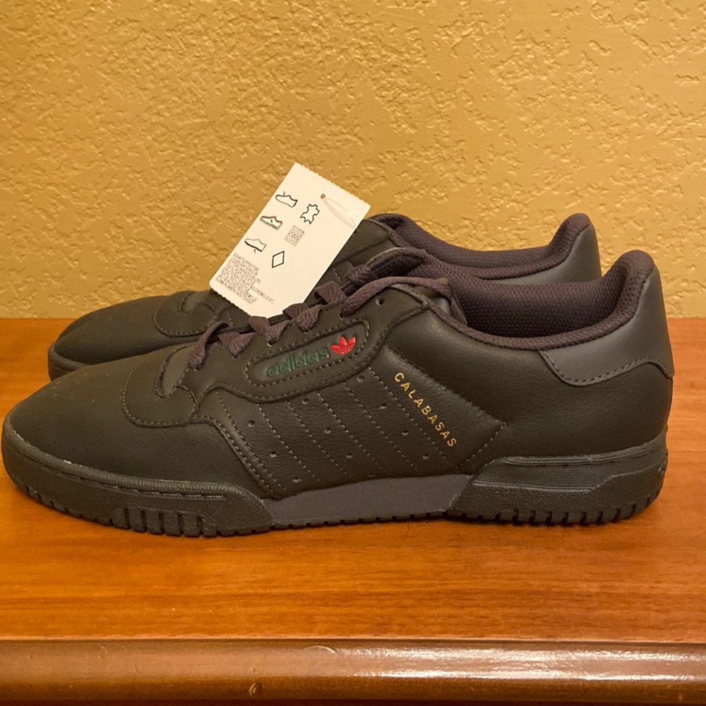 Adidas x Kanye West Calabasas Powerphases